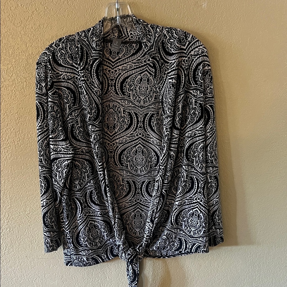 Chico's Black and Cream Patterned Cardigan
